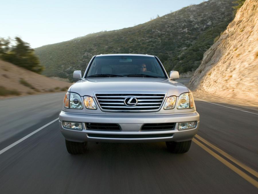  Lexus LX470 2005 года  (фото 12 из 27)